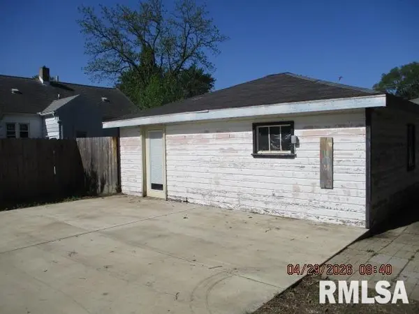 1016 AUGUSTA ST, Pekin, IL 61554