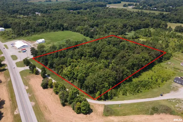11386 Imhoff LN, Johnston City, IL 62951
