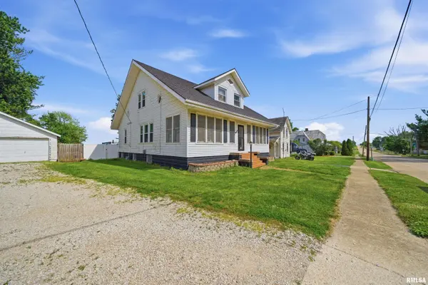 319 S PEORIA ST, Bradford, IL 61421