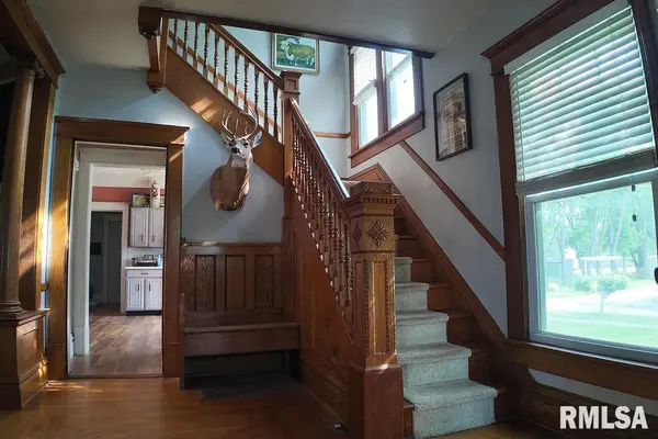 540 E MAIN ST, Prairie City, IL 61470