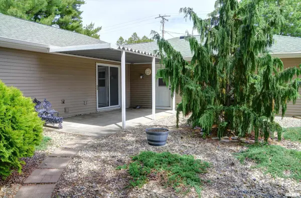 1220 MAPLE AVE, Macomb, IL 61455