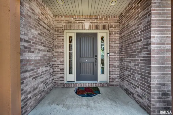 2602 W Carrington CT, Dunlap, IL 61525