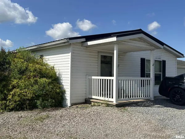 37 Ava RD, Murphysboro, IL 62966