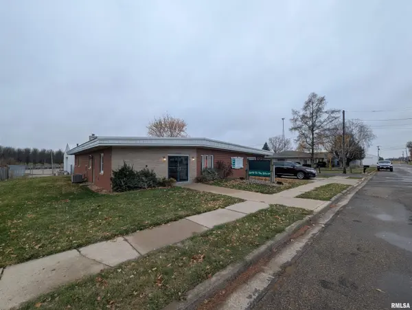 533 W MAIN ST, Princeville, IL 61559