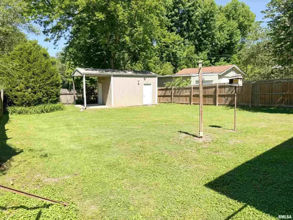 713 N 23RD ST, Murphysboro, IL 62966
