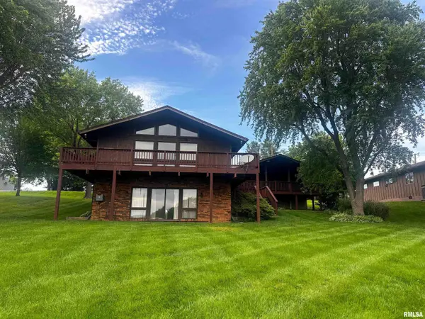 12415 Bahama DR, Marion, IL 62959