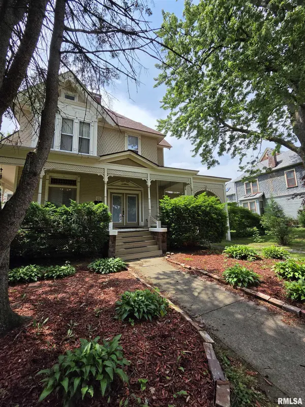 520 N CHAMBERS ST, Galesburg, IL 61401