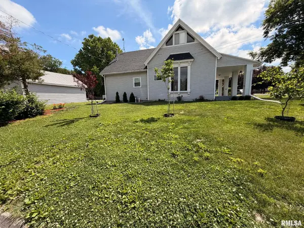 304 E SUMMIT ST, Macomb, IL 61455