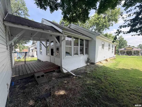 209 DOUGLAS ST, Anna, IL 62906