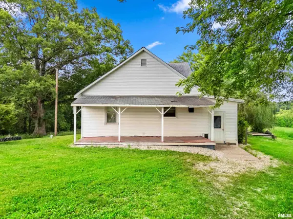 7021 CLAUSON RD, Glasford, IL 61533