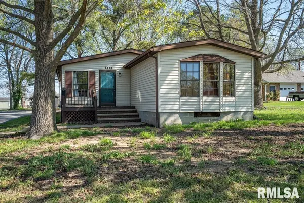 1615 E Saint Louis ST, West Frankfort, IL 62896