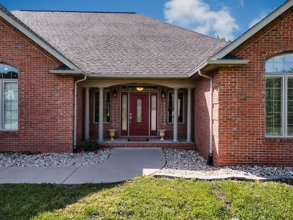 2768 Kokopelli DR, Marion, IL 62959