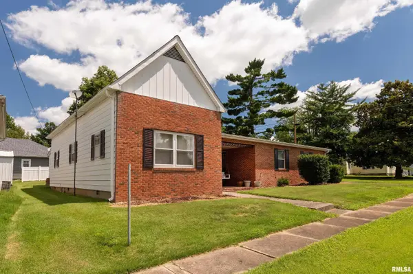 1408 McHaney ST, Eldorado, IL 62930