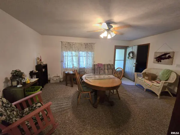 416 KENNEDY DR, Metamora, IL 61548