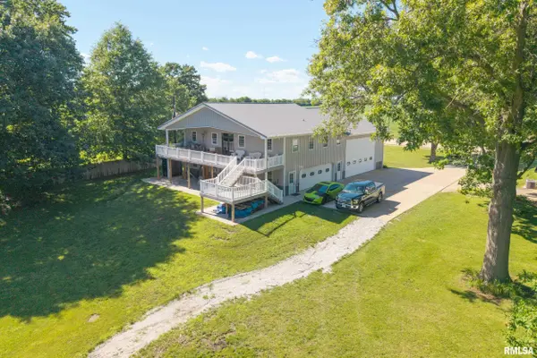 1419 W GRANT ST, Macomb, IL 61455
