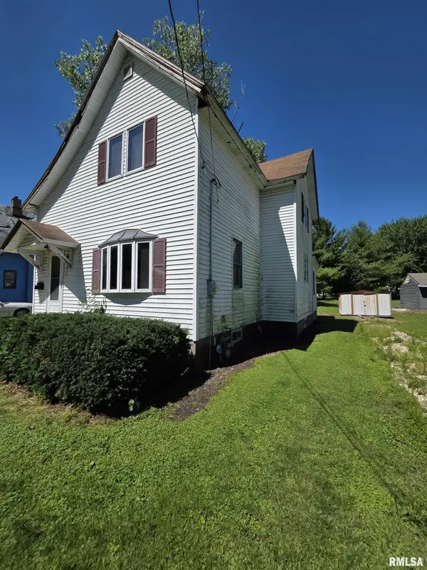 432 PINE ST, Galesburg, IL 61401