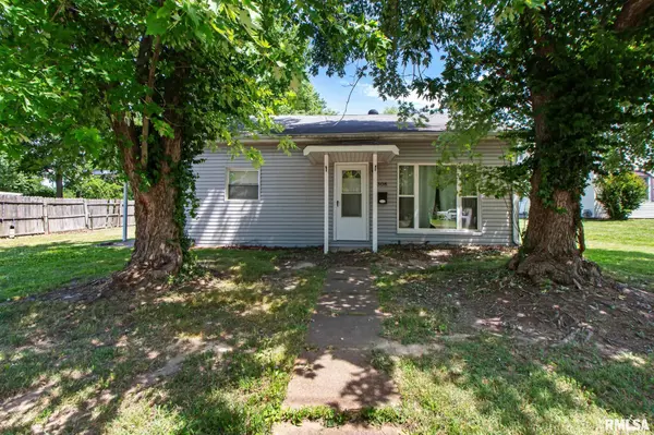 308 CALIFORNIA ST, Carterville, IL 62918