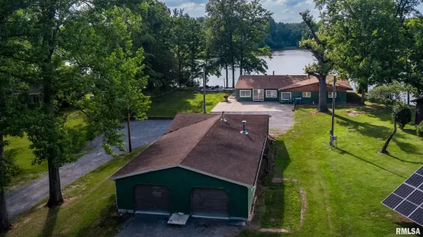 10388 Teal Lake DR, Marion, IL 62959