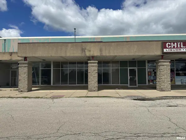 322 S PLAZA DR, Chillicothe, IL 61523