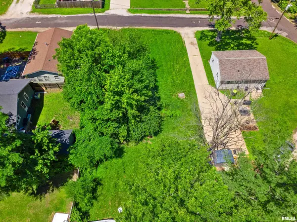 408 OAKLAWN PL, Creve Coeur, IL 61610