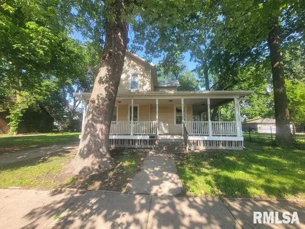 1114 N FLORA AVE, Peoria, IL 61606