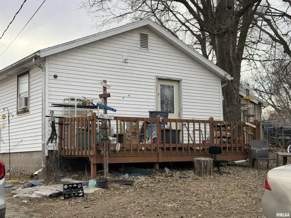 1508 NORMAN DR, Pekin, IL 61554