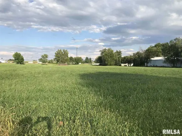 0000 Halfway RD, Marion, IL 62959