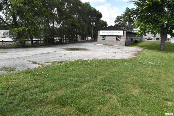 129 WRIGHT LN, East Peoria, IL 61611
