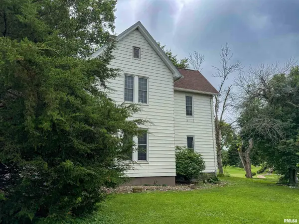 1027 N MAIN ST, Lewistown, IL 61542