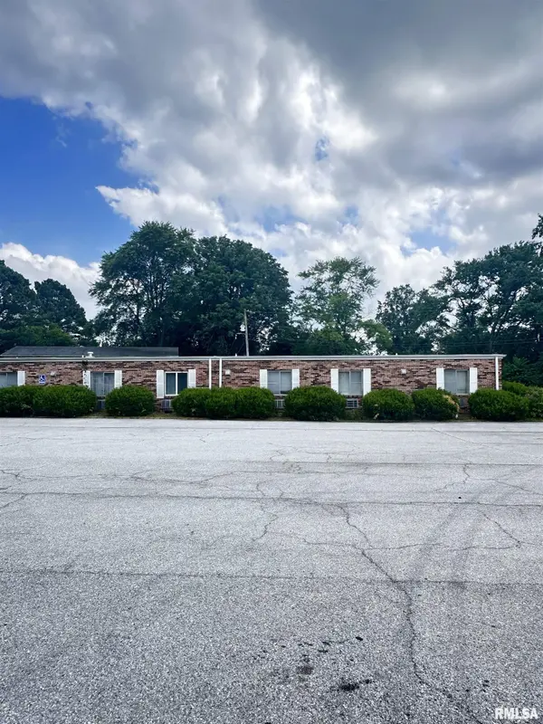 995 S State Route 127 S HWY, Jonesboro, IL 62952