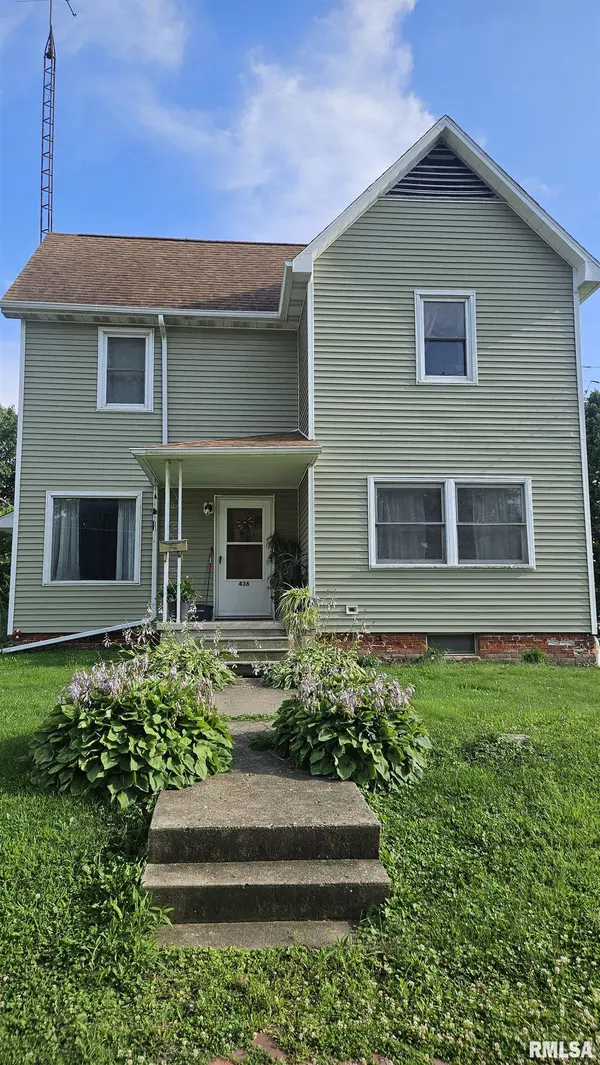 436 W LOCUST ST, Canton, IL 61520