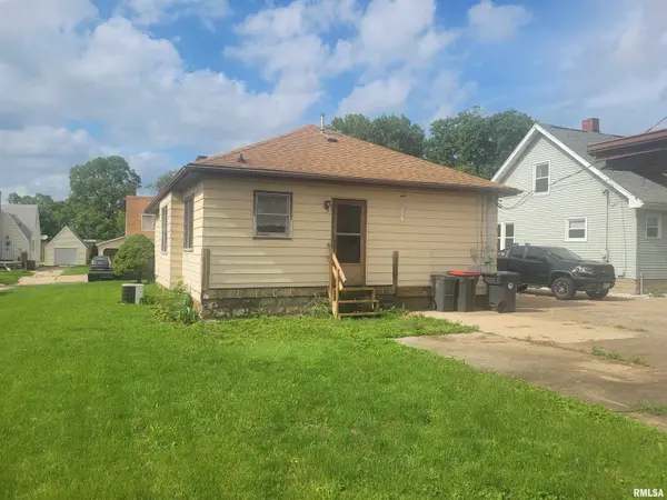 332 HERMAN ST, Pekin, IL 61554