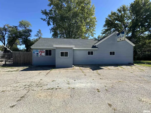 21575 N State Highway 78, Canton, IL 61520