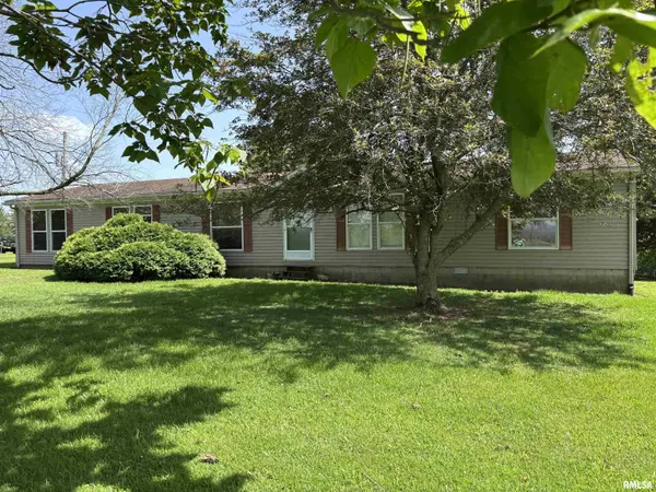 6000 Lick Creek RD, Anna, IL 62906