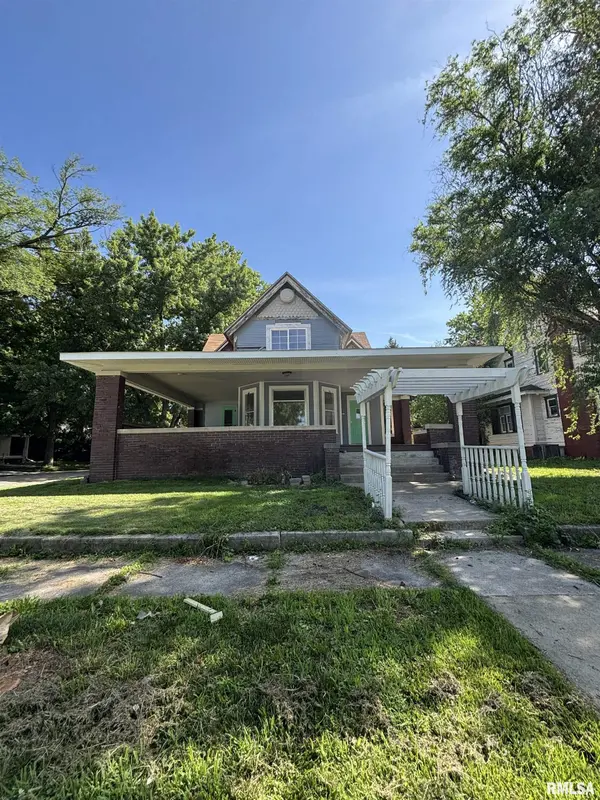 295 W Barnes ST, Bushnell, IL 61422