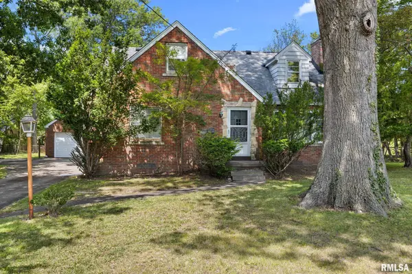 1805 W GILBERT AVE, Peoria, IL 61604