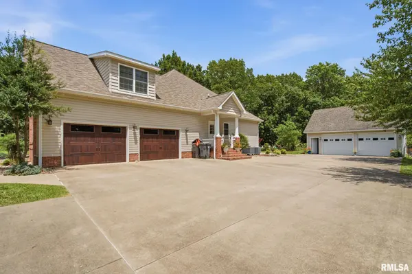 1817 SHERRY LN, Carterville, IL 62918