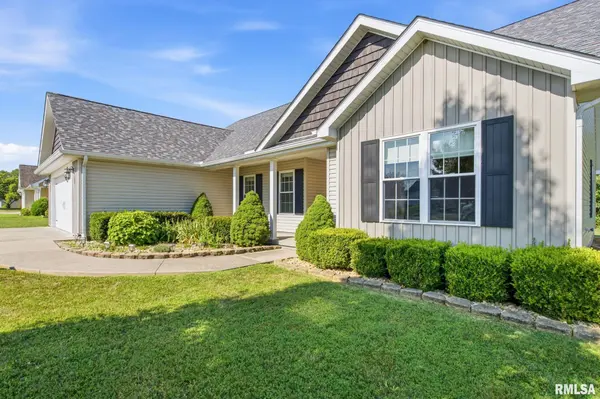 407 PRINCE LN, Herrin, IL 62948