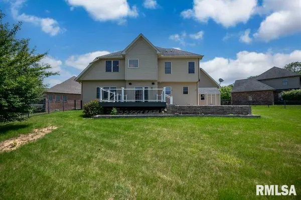 3519 W OAK CREEK CT, Dunlap, IL 61525
