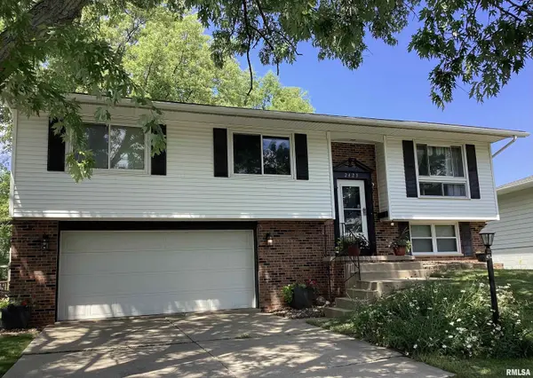 2423 PINTURA CT, Peoria, IL 61614