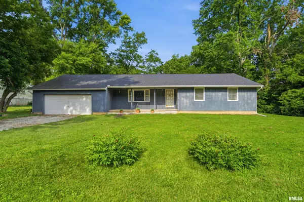 1109 S CREVE COEUR AVE, Creve Coeur, IL 61610