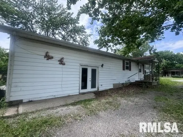 518 N Fife ST, Carrier Mills, IL 62917