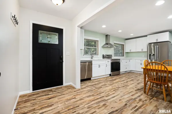 6 FOSTER CT, Bartonville, IL 61607