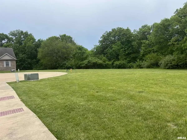 LOT 1 N Queen Frances LN, Peoria, IL 61615