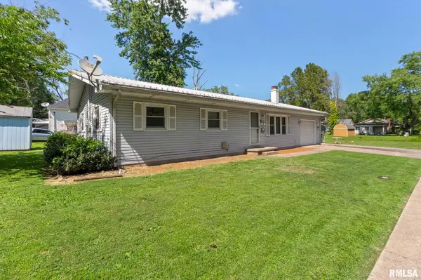613 W Stotlar ST, West Frankfort, IL 62896
