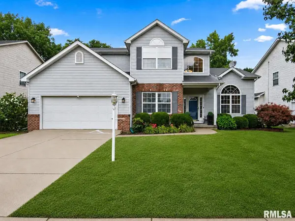 2201 W CASECREEK DR, Peoria, IL 61615
