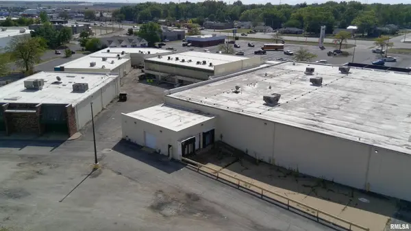3245 COURT ST #REAR WAREHOUSE, Pekin, IL 61554