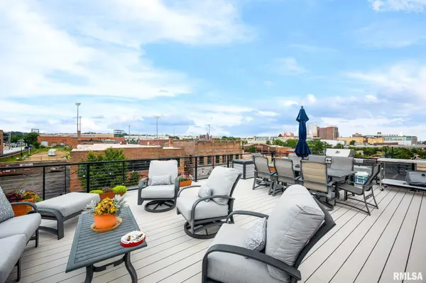 736 SW WASHINGTON ST #2E, Peoria, IL 61602