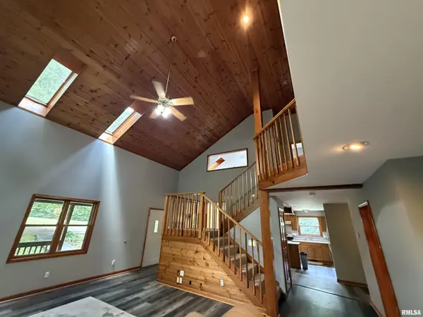 2368 Watt Hill RD, Murphysboro, IL 62966