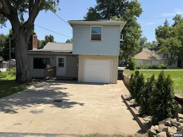 225 GRANDVIEW AVE, East Peoria, IL 61611